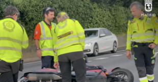 Muere un motorista de 41 años tras impactar en la A-6 contra una mediana a la altura de Aravaca