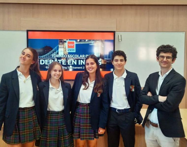 Alumnos de 4º ESO de Everest School ganan el Torneo Escolar de Debate en Inglés de la Comunidad de Madrid