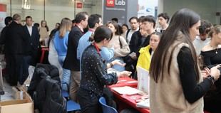 Cerca de 400 estudiantes participan en el Job Day de Formación Profesional