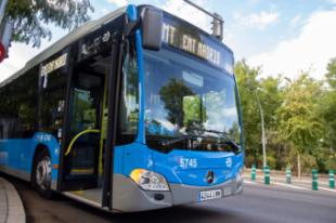 EMT Madrid refuerza 20 líneas de autobuses durante las fiestas navideñas