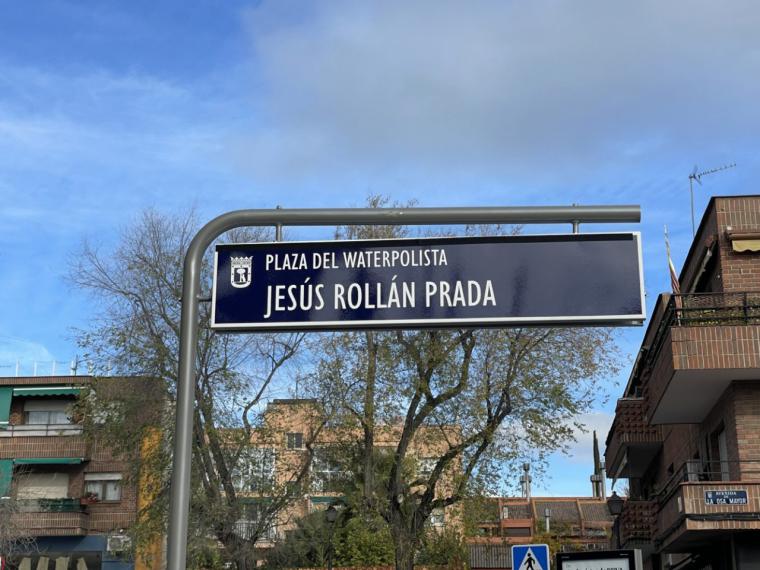 El waterpolista Jesús Rollán Prada da nombre a una plaza de Aravaca