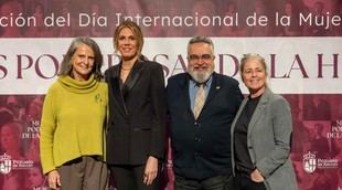 Teatro MIRA lleno para el coloquio sobre mujeres influyentes en la historia