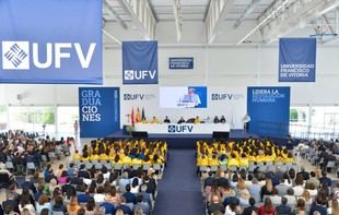 Estudiante de la UFV destaca como el mejor MIR en Madrid y sexto en España